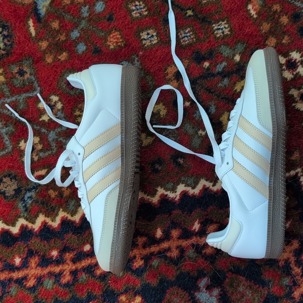 Adidas Sambas Cloud White / Wonder Mauve / Off White Women's Size 8.5 - Picture 4 of 4